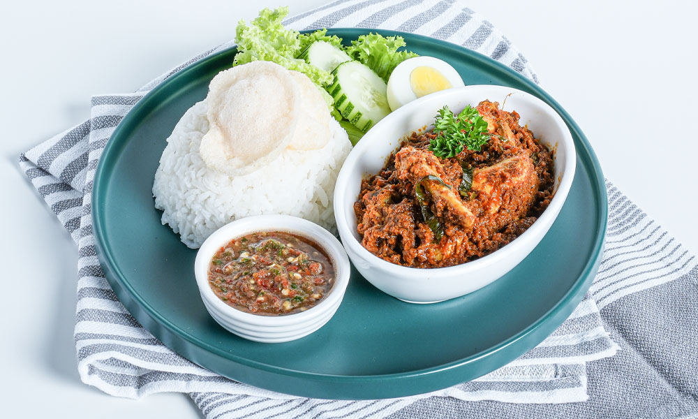 Fragrant Rice with Rendang Ayam